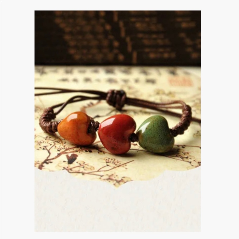 Beautiful Ceramic Heart Bracelet Makes a great gift item